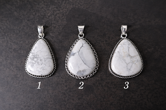 Howlite