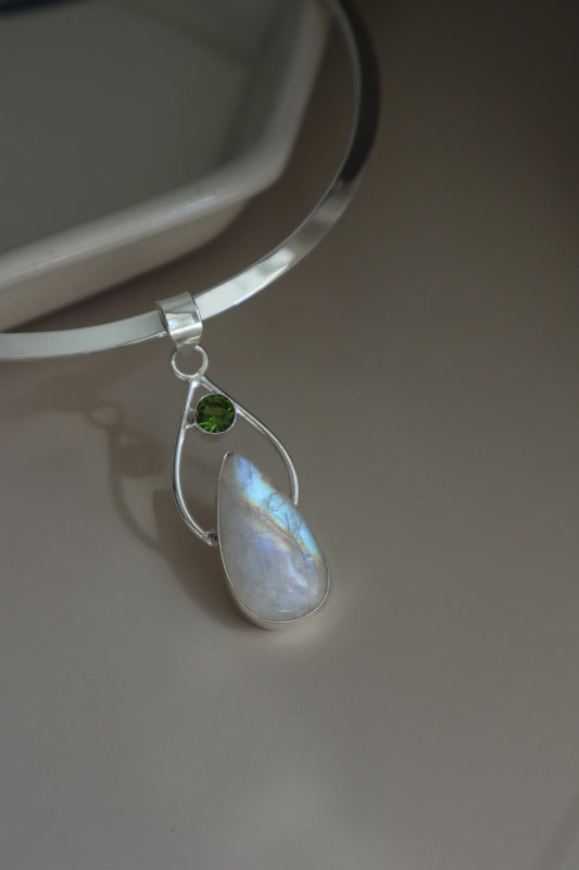 Moonstone & Peridot
